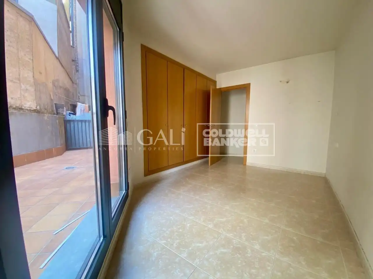 Ground floor with lift to rent in Calle Carrer del Solà, imagen 7
