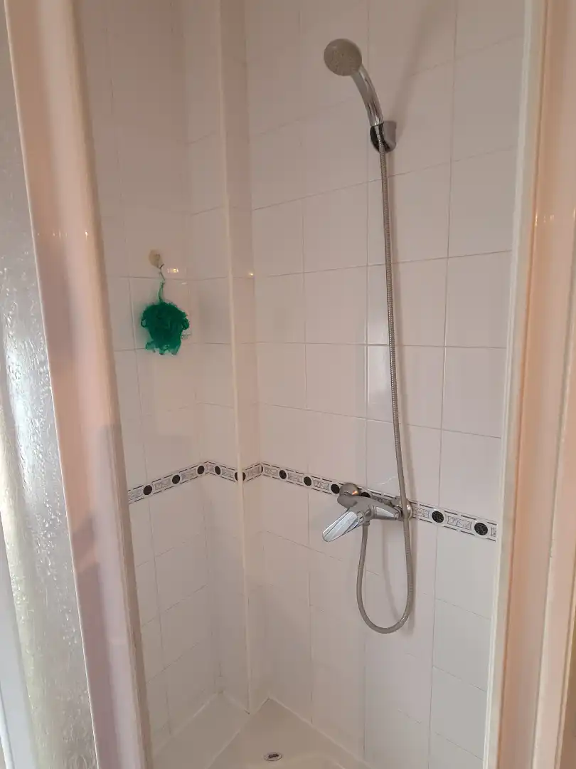 Baño de Casa adosada en venta en Higuera de la Sierra con Aire acondicionado, Terraza y Trastero