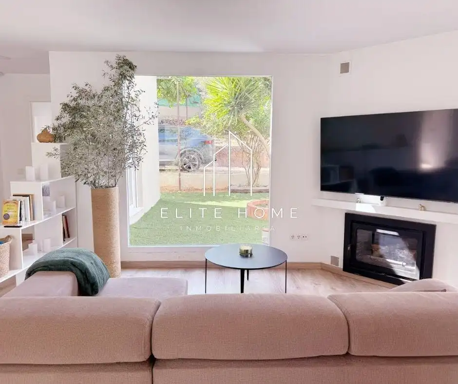 Sala d'estar de Casa o xalet en venda en Tales amb Aire condicionat, Calefacció i Jardí privat