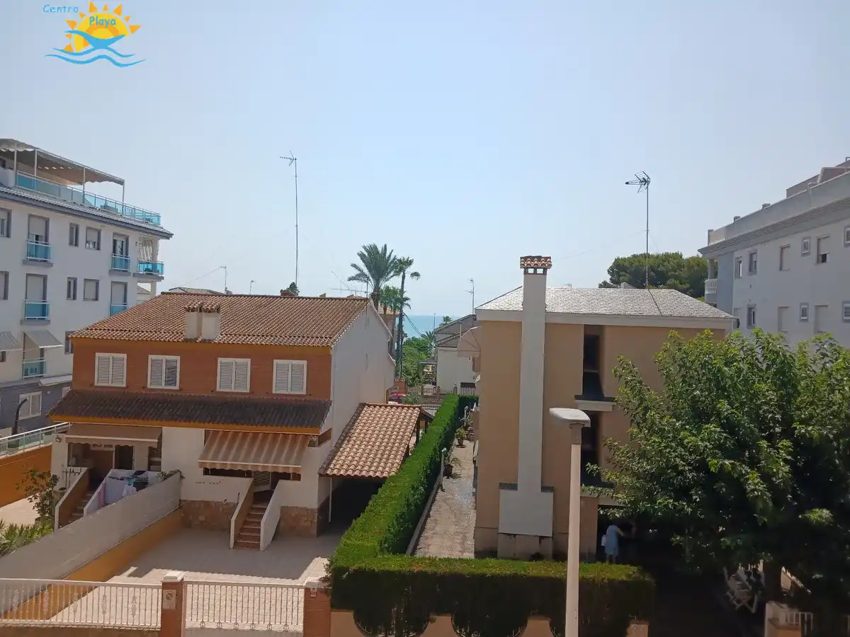 Vista exterior de Apartament en venda en Moncofa amb Calefacció, Terrassa i Moblat