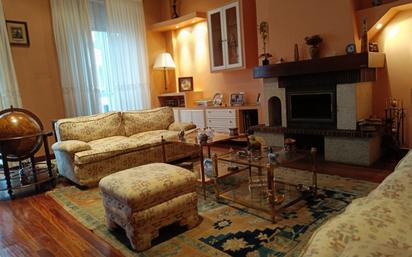 Sala d'estar de Pis en venda en Ourense Capital 