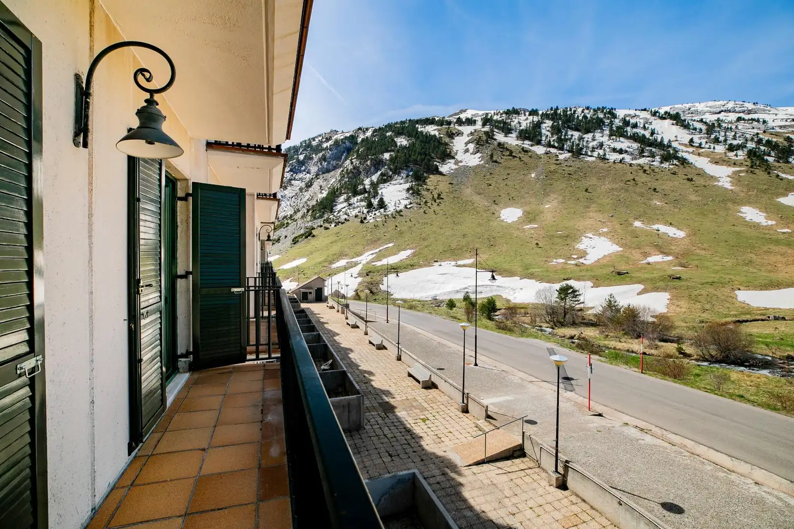 Terrasse von Wohnung zum Verkauf in Aisa mit Heizung, Terrasse und Abstellraum