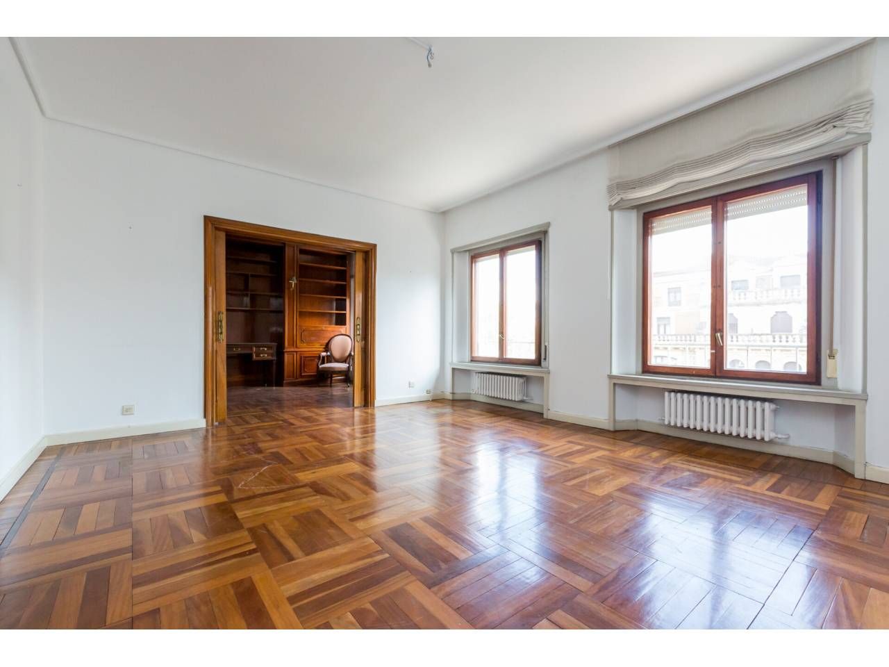Sala d'estar de Pis en venda en Bilbao  amb Calefacció, Terrassa i Traster