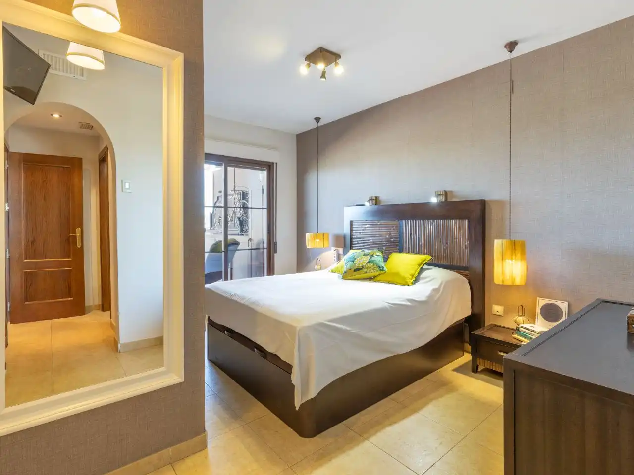 Bedroom of Flat for sale in Barrio de la Vega