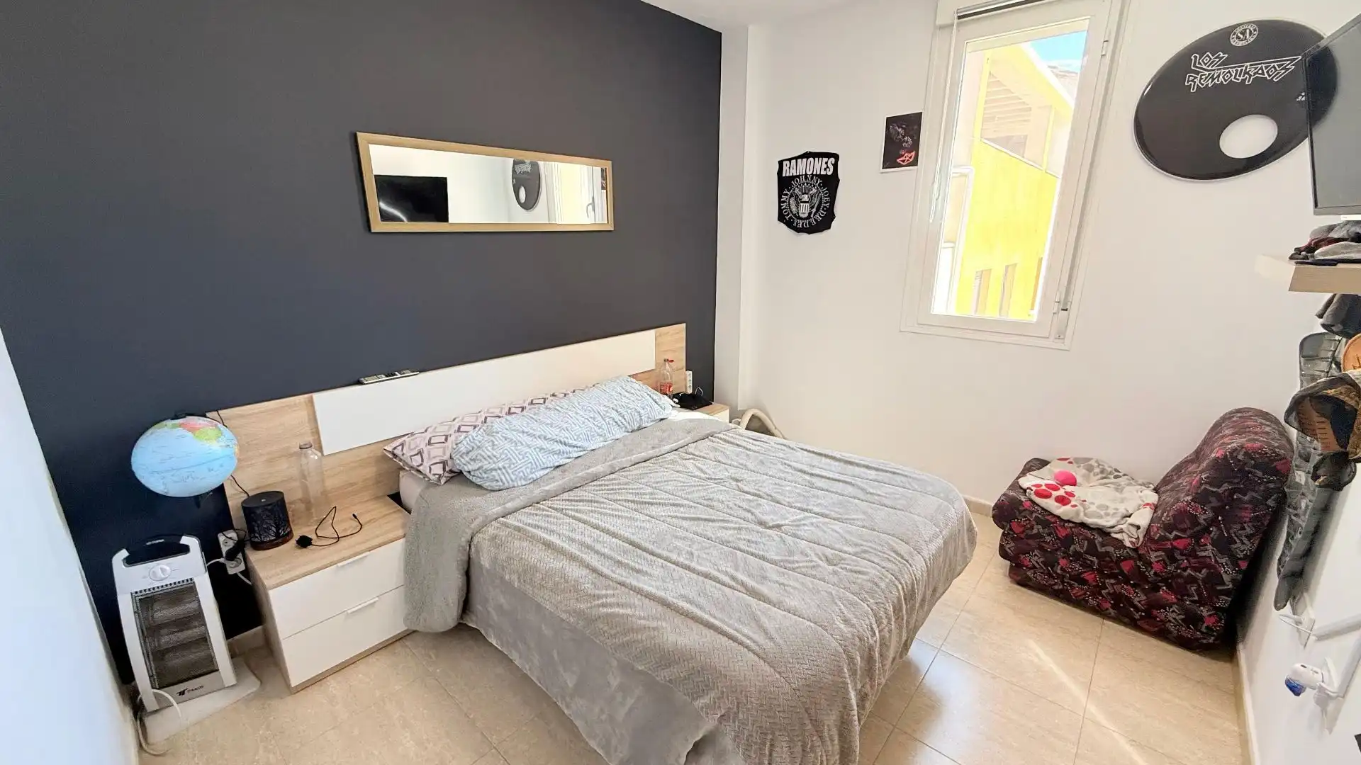 Schlafzimmer von Dachboden zum Verkauf in Fines