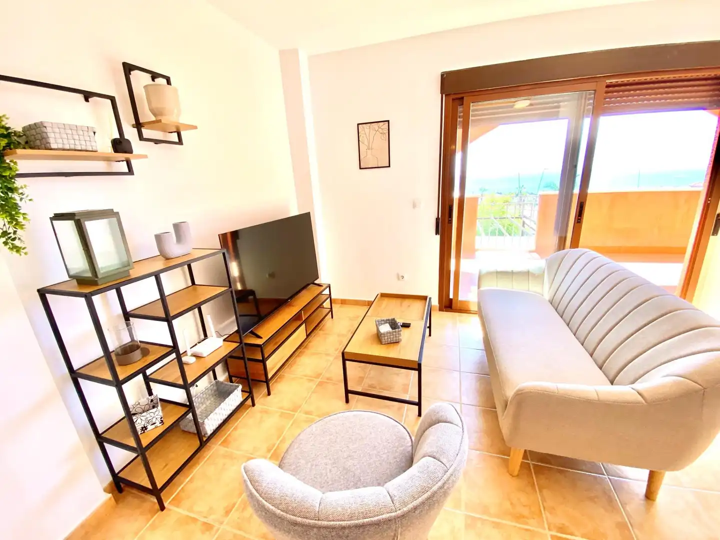 Sala d'estar de Apartament en venda en Cartagena amb Terrassa, Moblat i Piscina comunitària