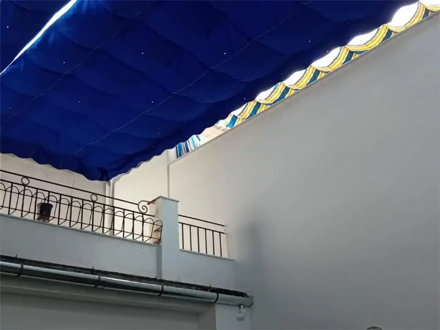 Terrassa de Casa adosada en venda en Bujalance amb Aire condicionat, Piscina i Balcó