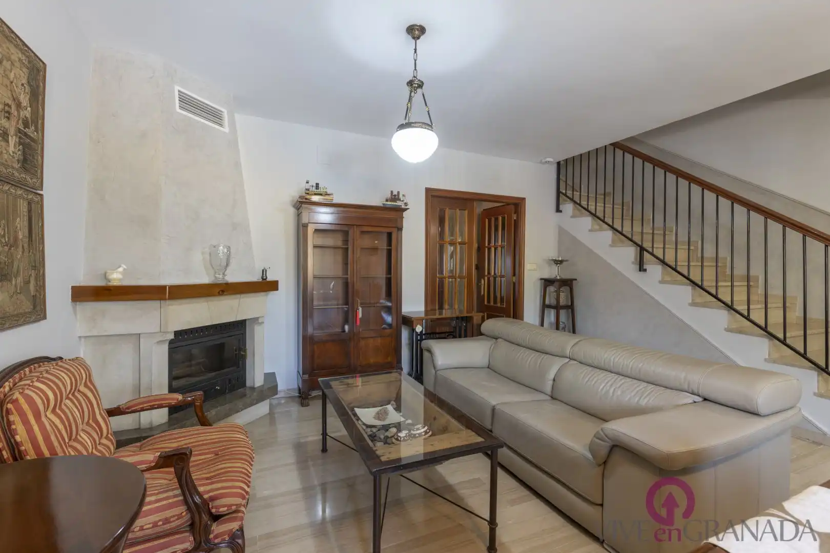 Sala de estar de Casa adosada en venta en Maracena con Terraza y Balcón