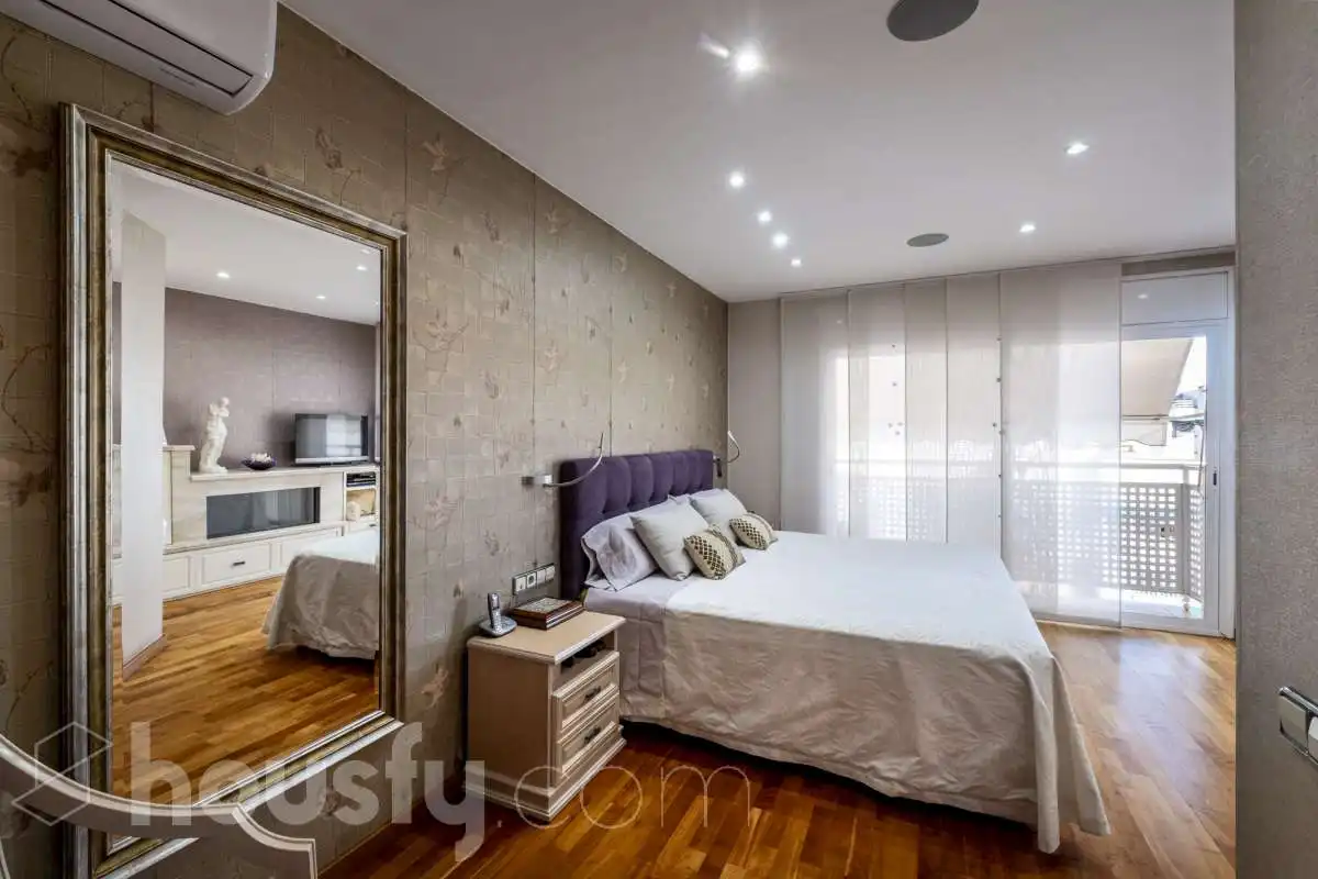 Habitación de Casa o chalet en venta en Barcelona con Aire acondicionado, Terraza y Trastero