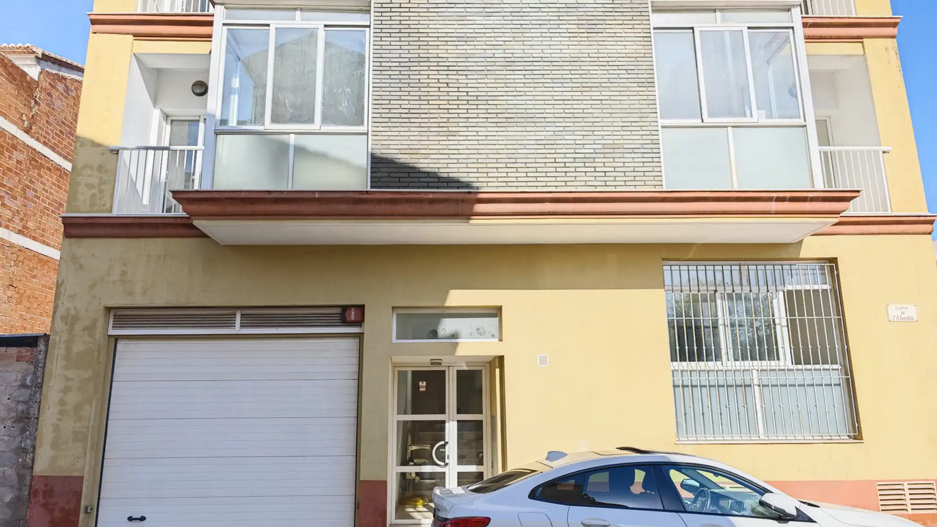 Exterior view of Garage for sale in Bellreguard