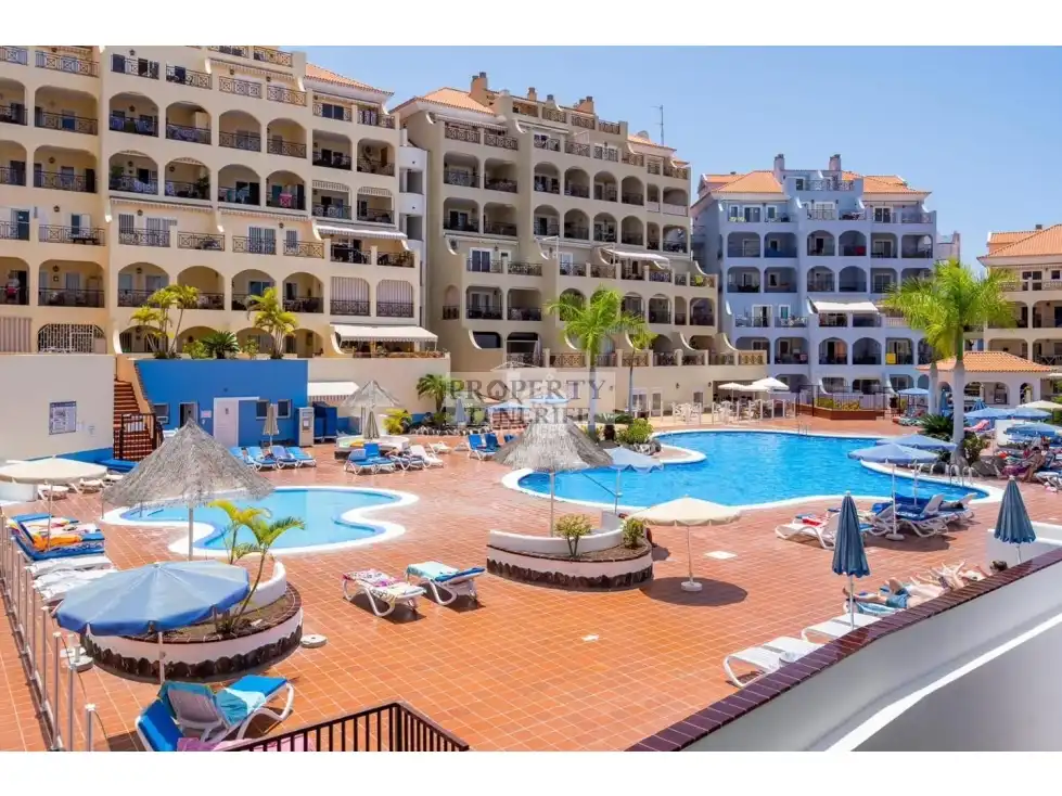 Apartment with pool for sale in Los Cristianos, imagen 3