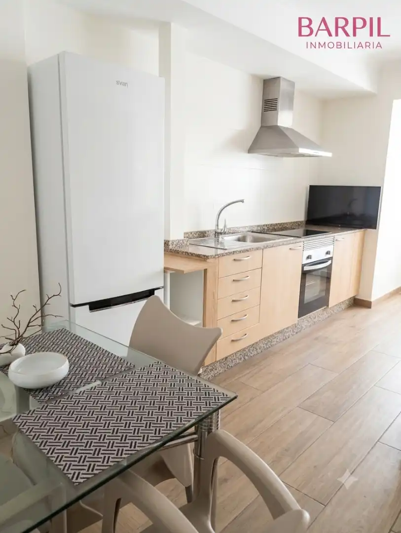 Kitchen of Flat for rent in Vigo   with Private garden, Furnished and Oven
