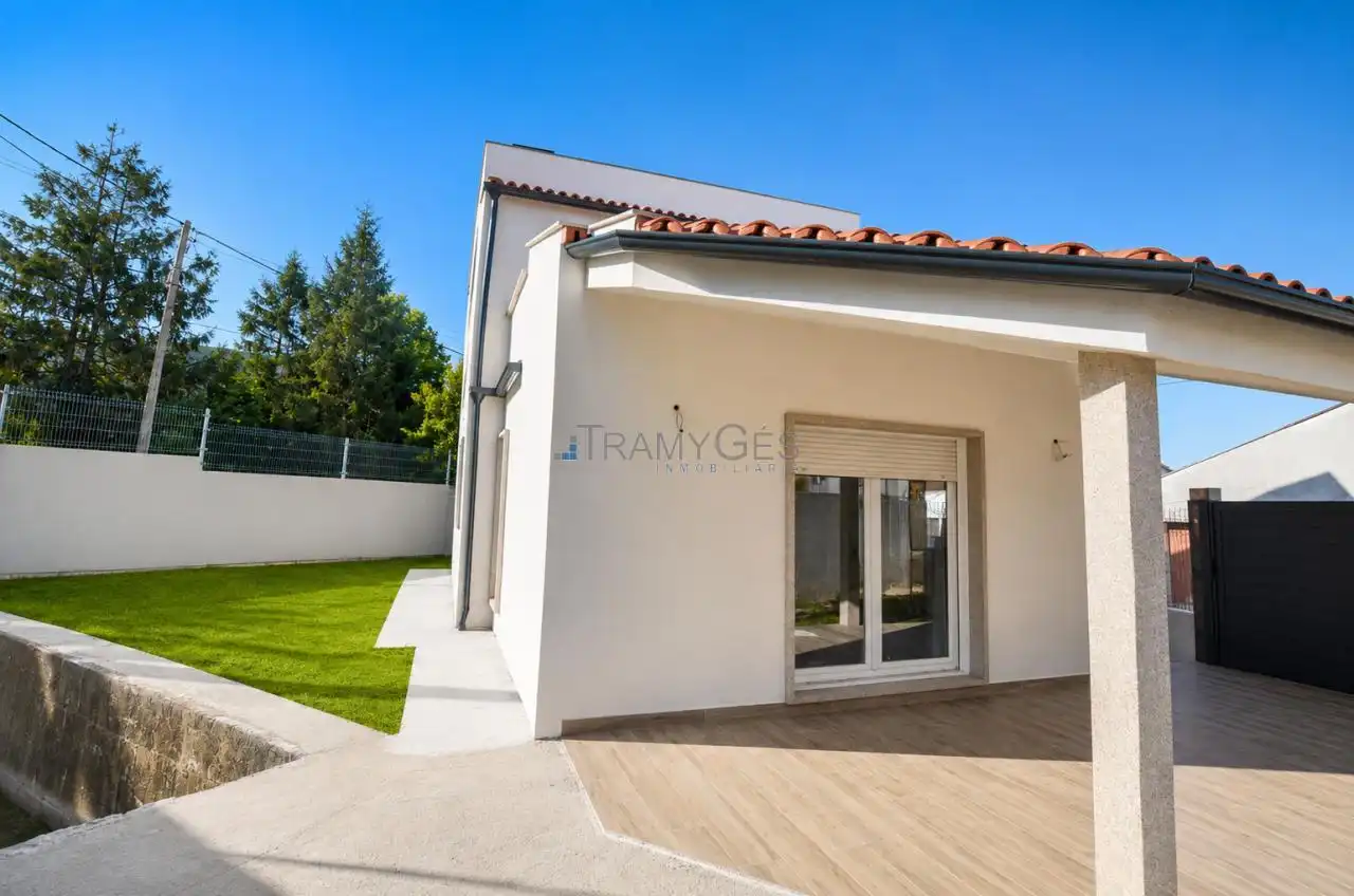 Terraza de Casa o chalet en venta en A Guarda   con Calefacción, Jardín privado y Terraza