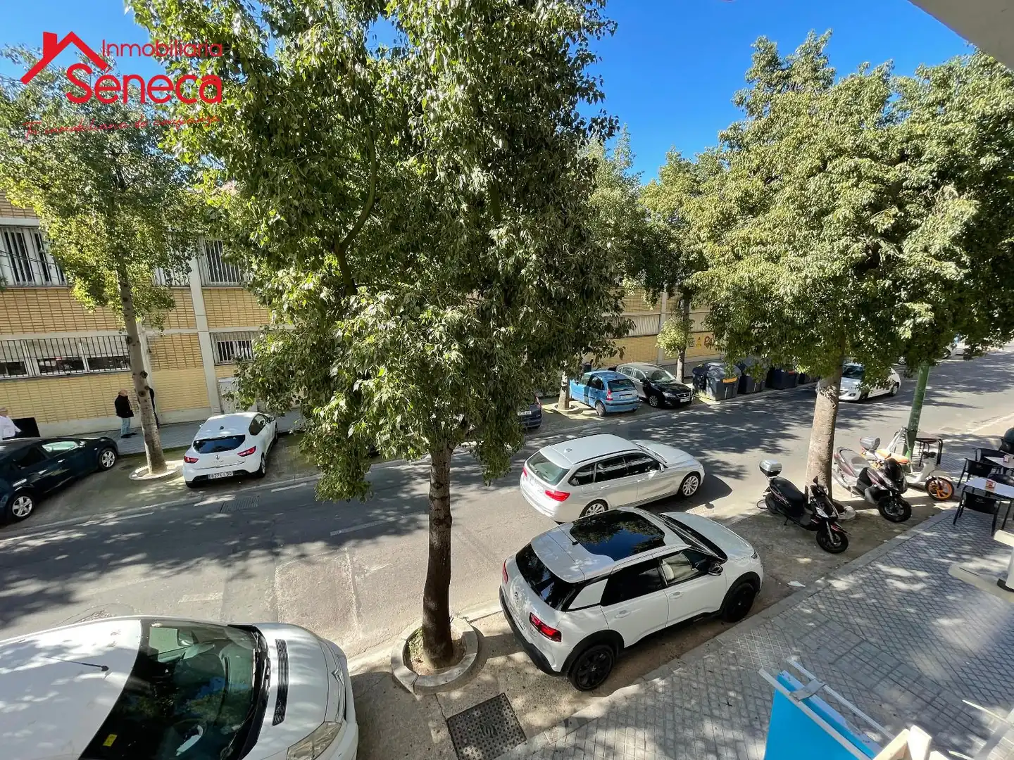 Außenansicht von Wohnung zum Verkauf in Córdoba mit Klimaanlage, Heizung und Terrasse