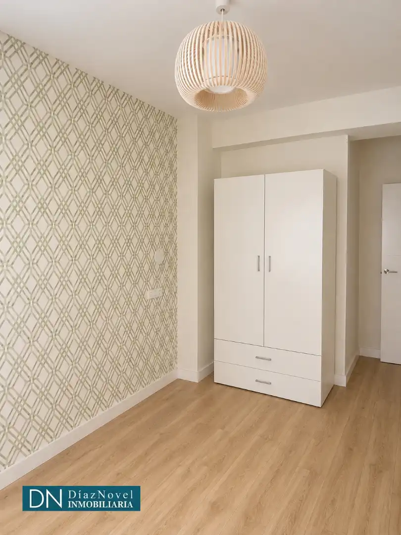 Habitación de Local en venta en Málaga con Aire acondicionado, Calefacción y Parquet