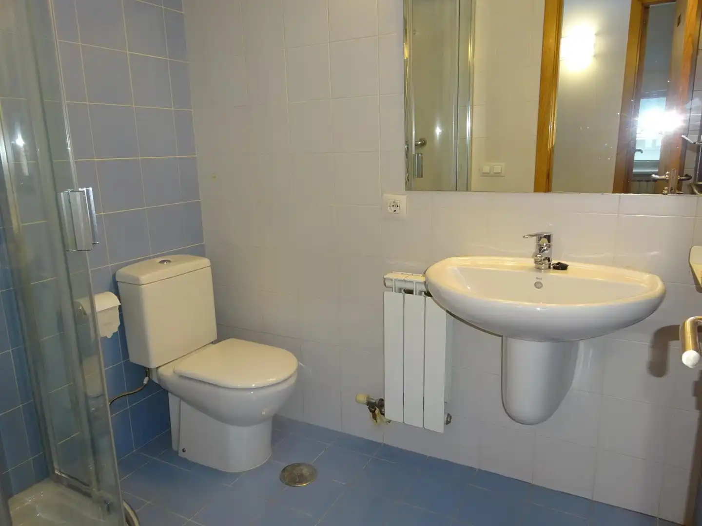 Baño de Piso en venta en Ames con Calefacción y Amueblado