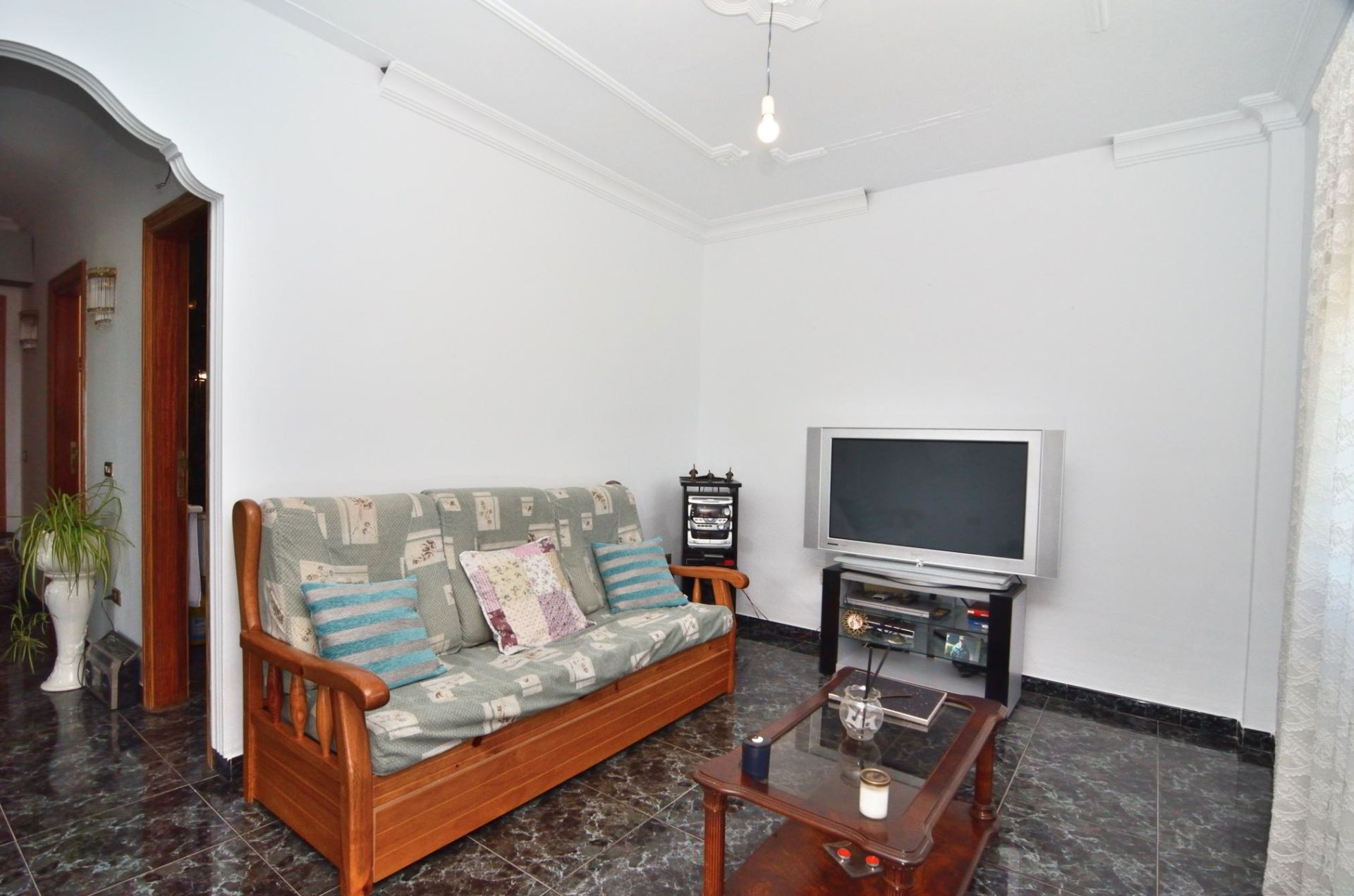 Wohnzimmer von Country house zum verkauf in Santa María de Guía de Gran Canaria mit Privatgarten und Balkon