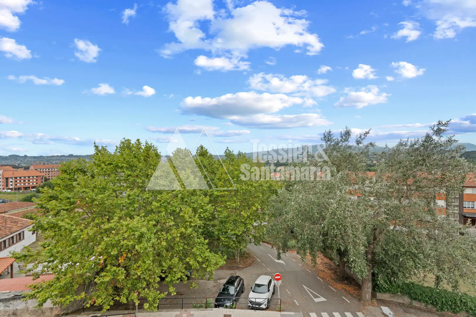 Exterior view of Flat for sale in Gijón   with Heating, Parquet flooring and Storage room