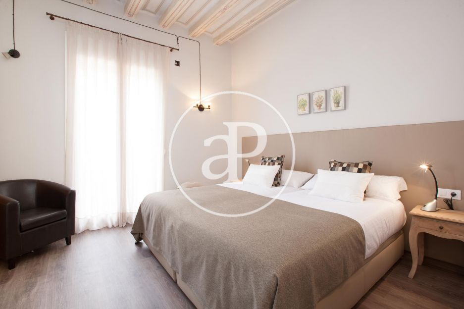 Habitación de Piso de alquiler en  Barcelona Capital con Aire acondicionado, Calefacción y Amueblado