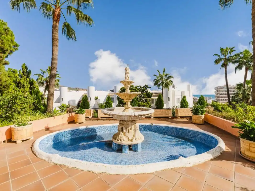 Casa amb terrassa en venda a C. de Finlandia, imagen 12