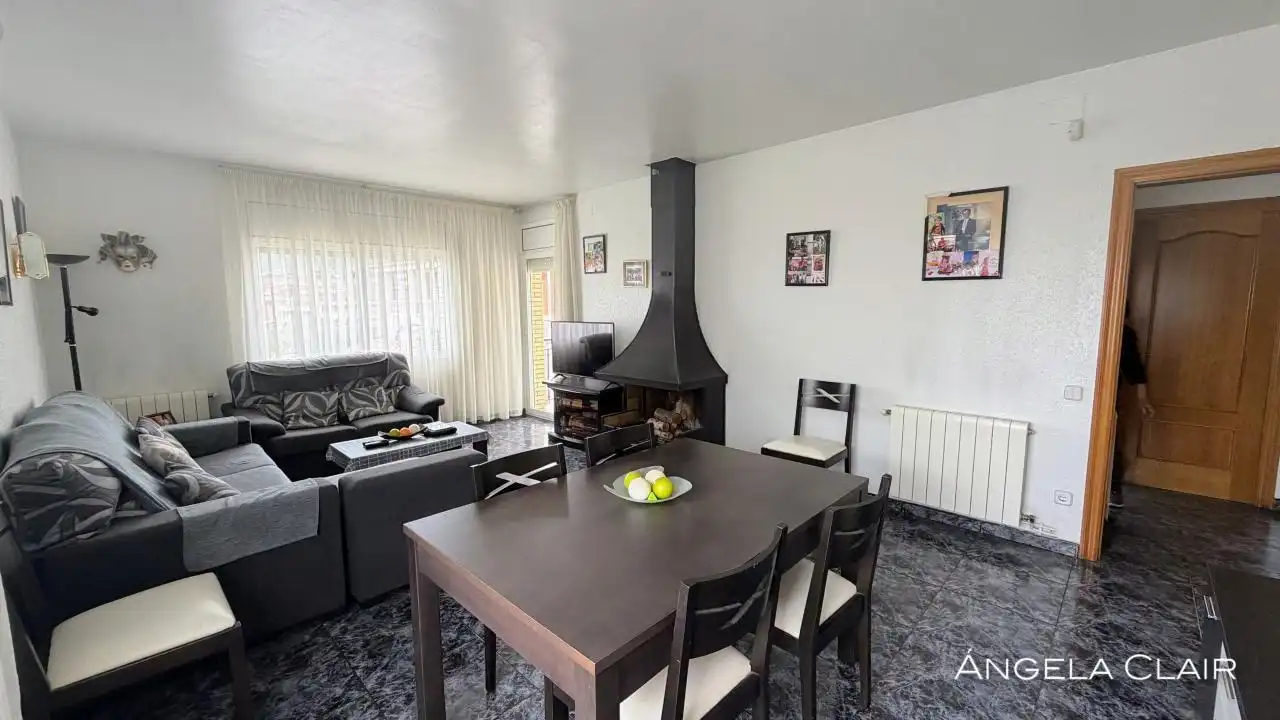 Living room of Houses for sale in Sant Vicenç Dels Horts  with Heating, Private garden and Terrace