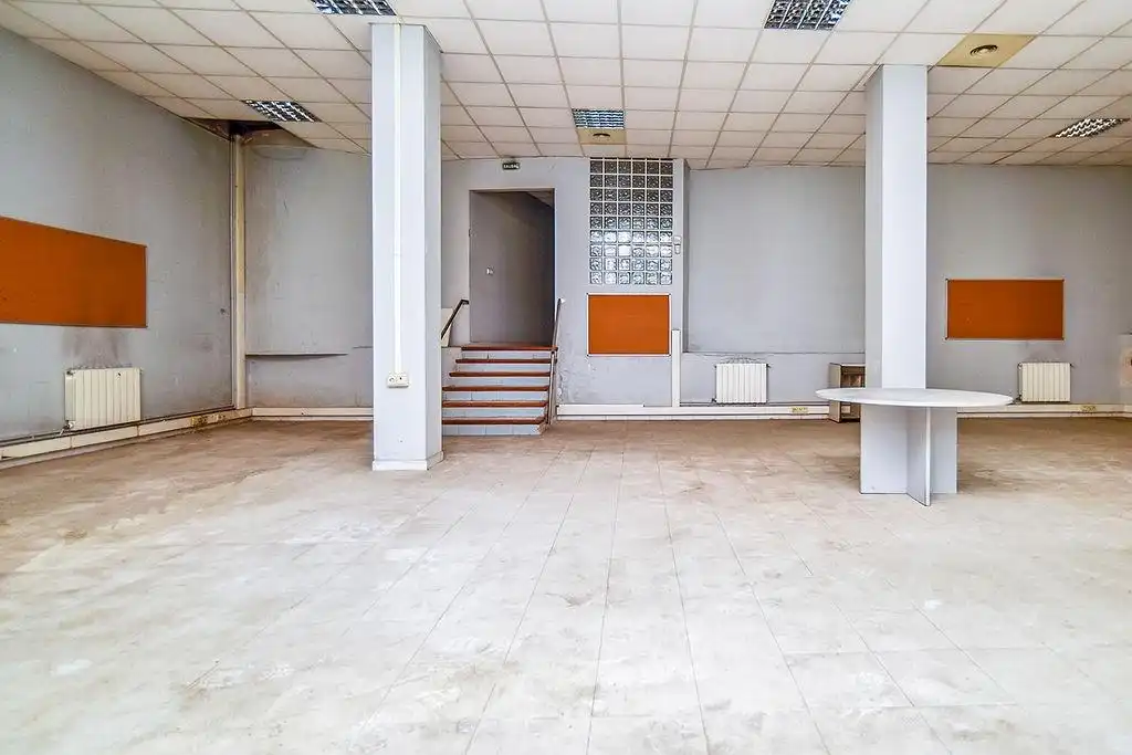 Local comercial en venda a Avenida CATALUNYA, imagen 9