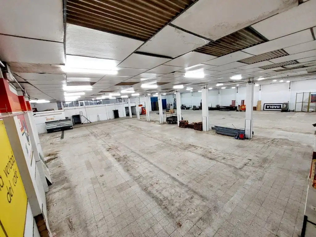 Fabrikhallen zum Verkauf in Badajoz