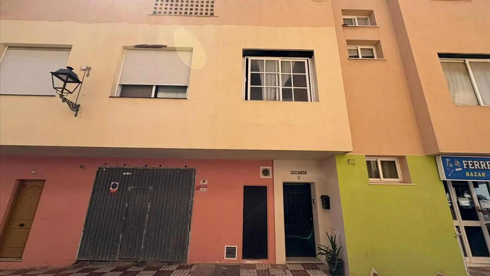 Vista exterior de Apartamento en venta en Estepona