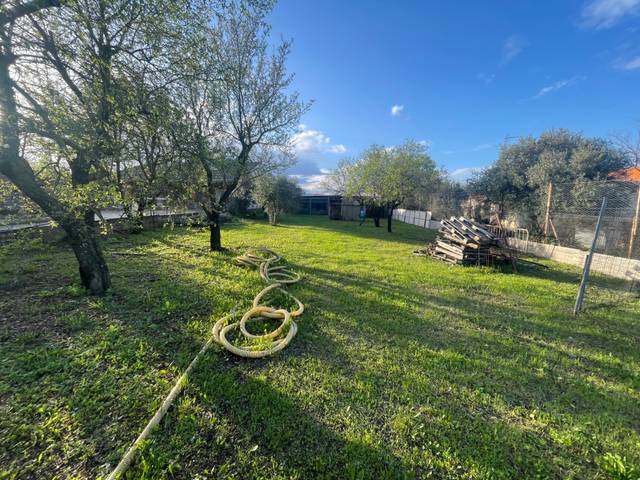 Terreno en Venta en Calle Codorniz en Almendralejo