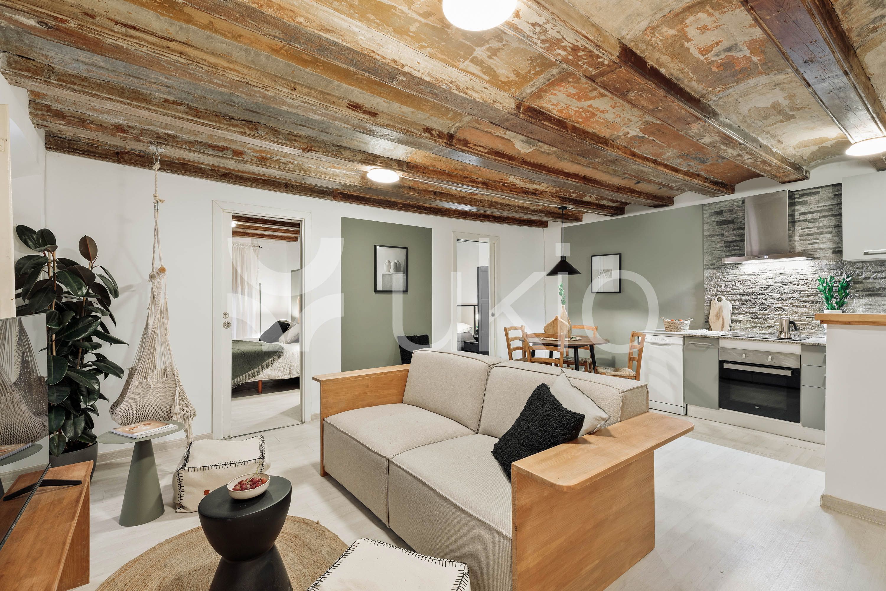 Sala d'estar de Apartament de lloguer en  Barcelona Capital amb Aire condicionat, Calefacció i Moblat