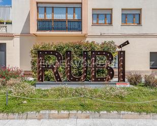 Exterior view of Apartment for sale in Rubí  with Heating and Balcony