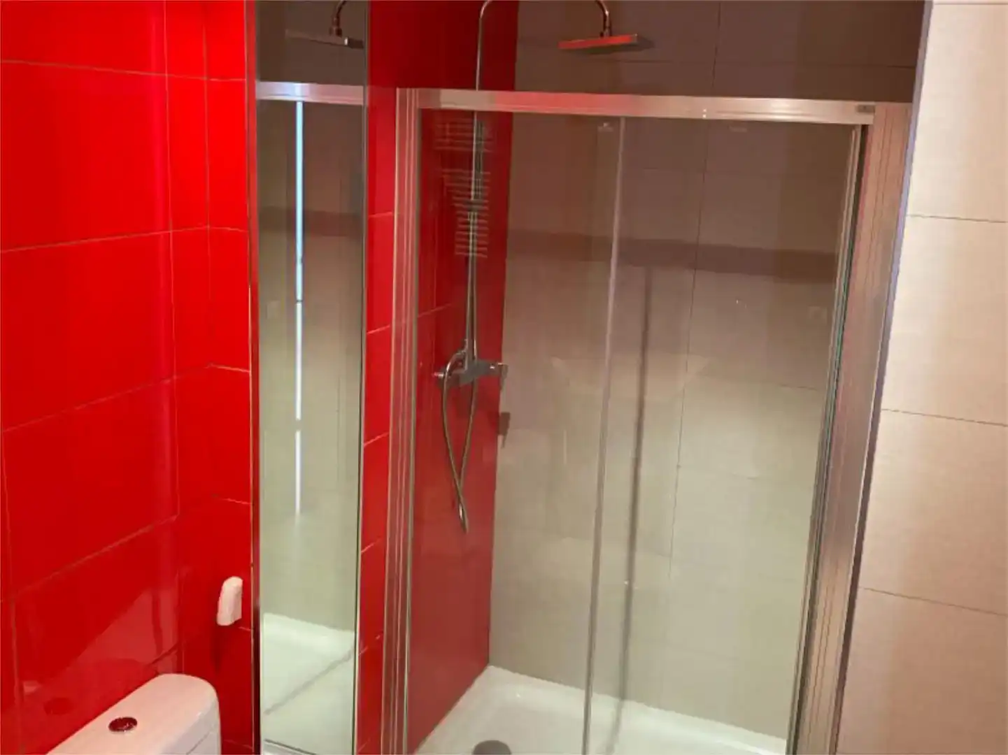Bany de Loft en venda en Madrid amb Aire condicionat, Jardí privat i Piscina