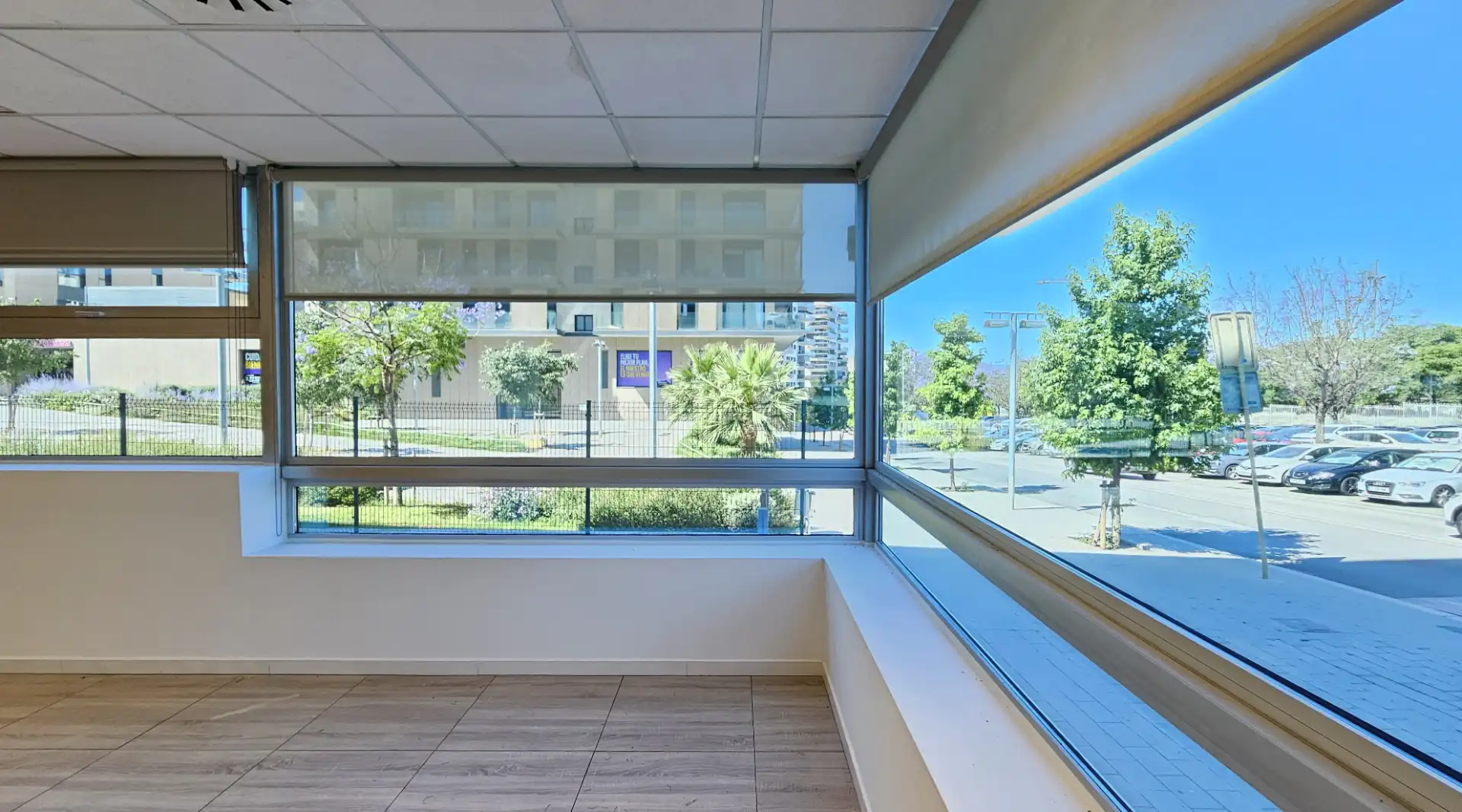 Büro zur Miete in Sant Joan Despí mit Klimaanlage, Heizung und Internet