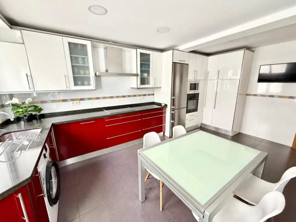 Wohnung zur Miete in Avenida Barcelona, 44, La Trinidad
