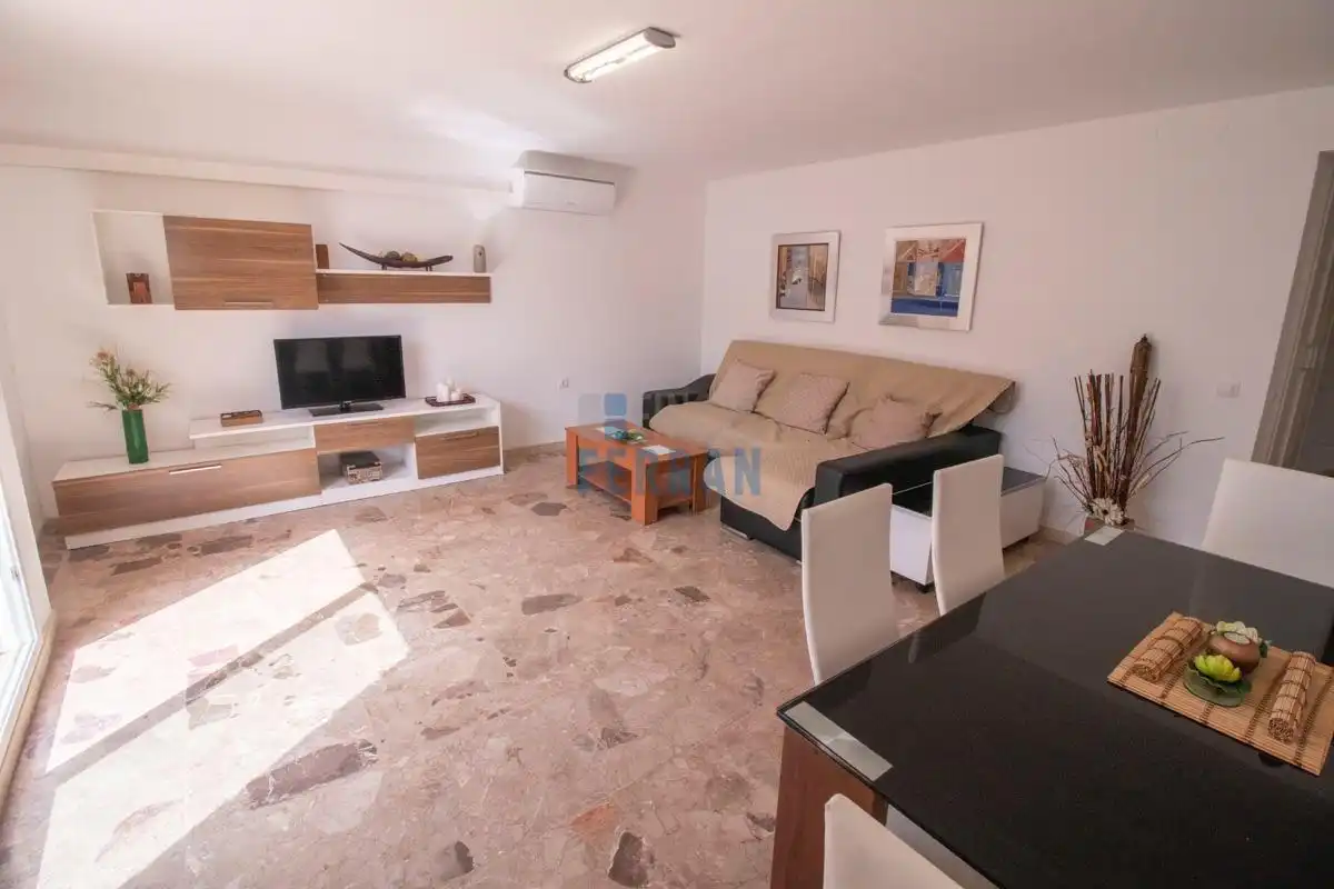 Living room of Houses for sale in El Vendrell  with Air Conditioner, Heating and Terrace