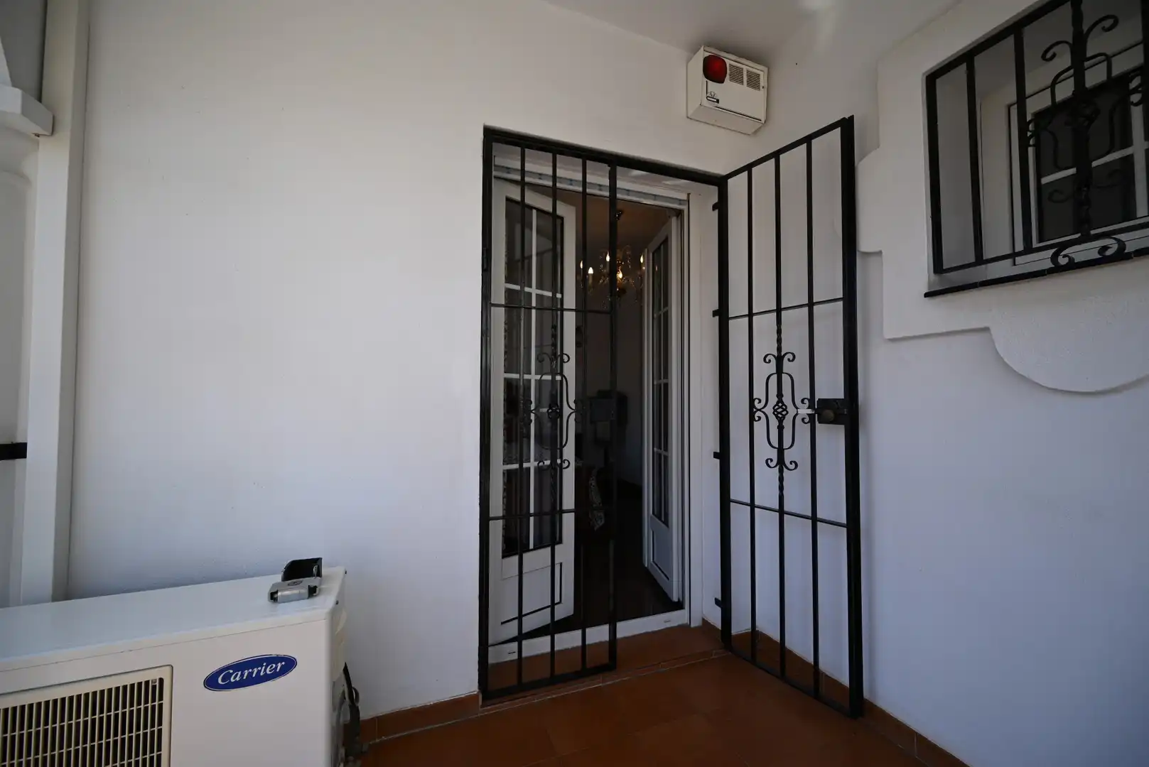 Houses for sale in Fuengirola  with Air Conditioner, Heating and Private garden
