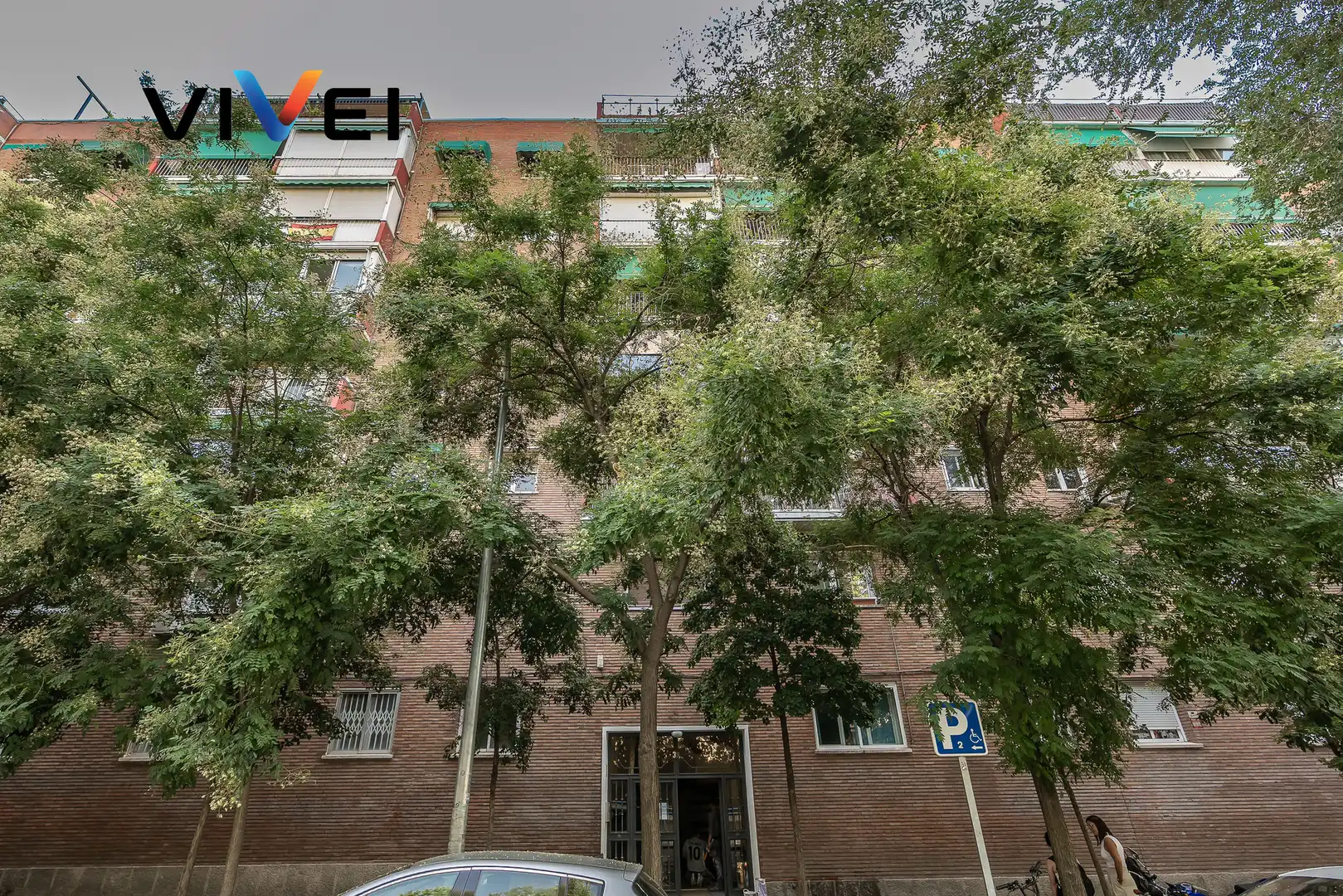 Exterior view of Flat for sale in Madrid  with Heating