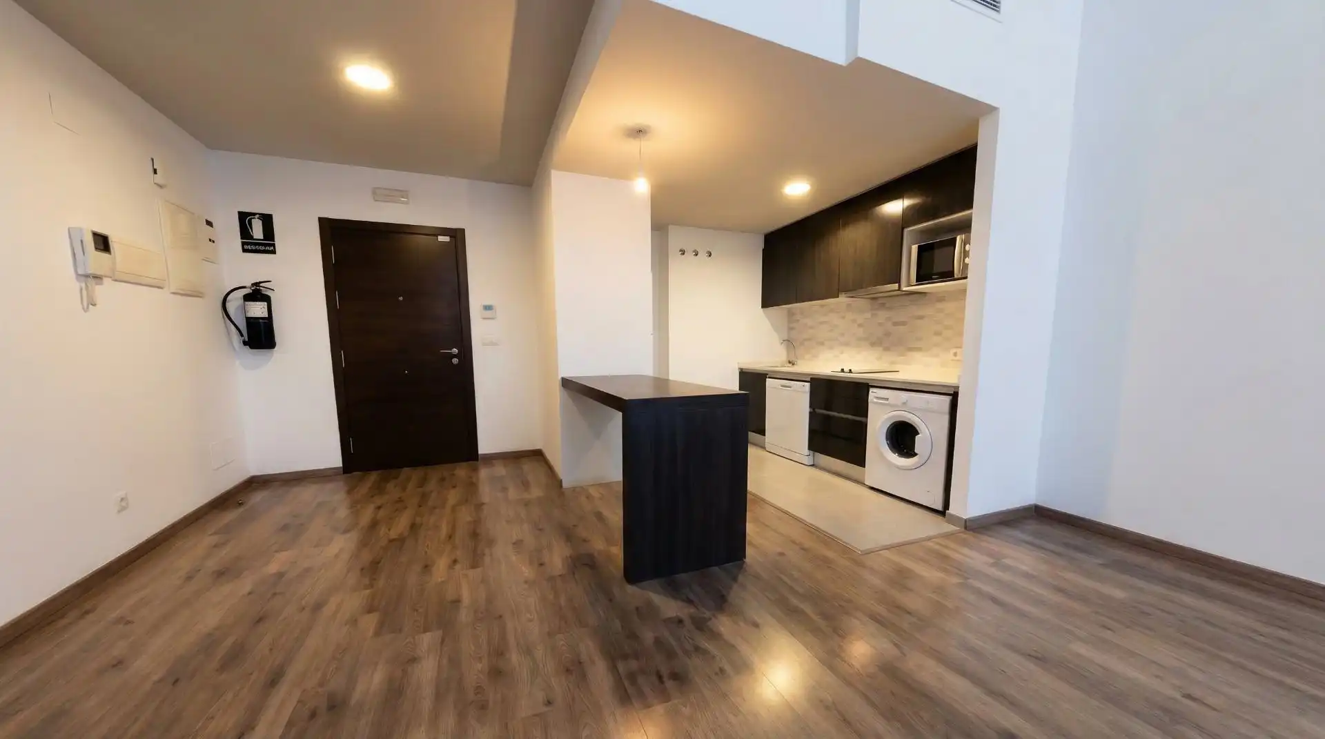 Cuina de Apartament en venda en San Sebastián de los Reyes amb Calefacció