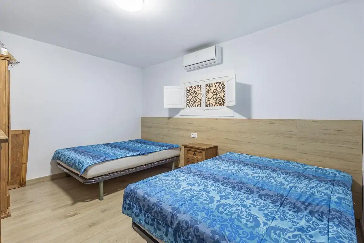 Bedroom of Houses for sale in Los Guájares  with Air Conditioner, Private garden and Swimming Pool