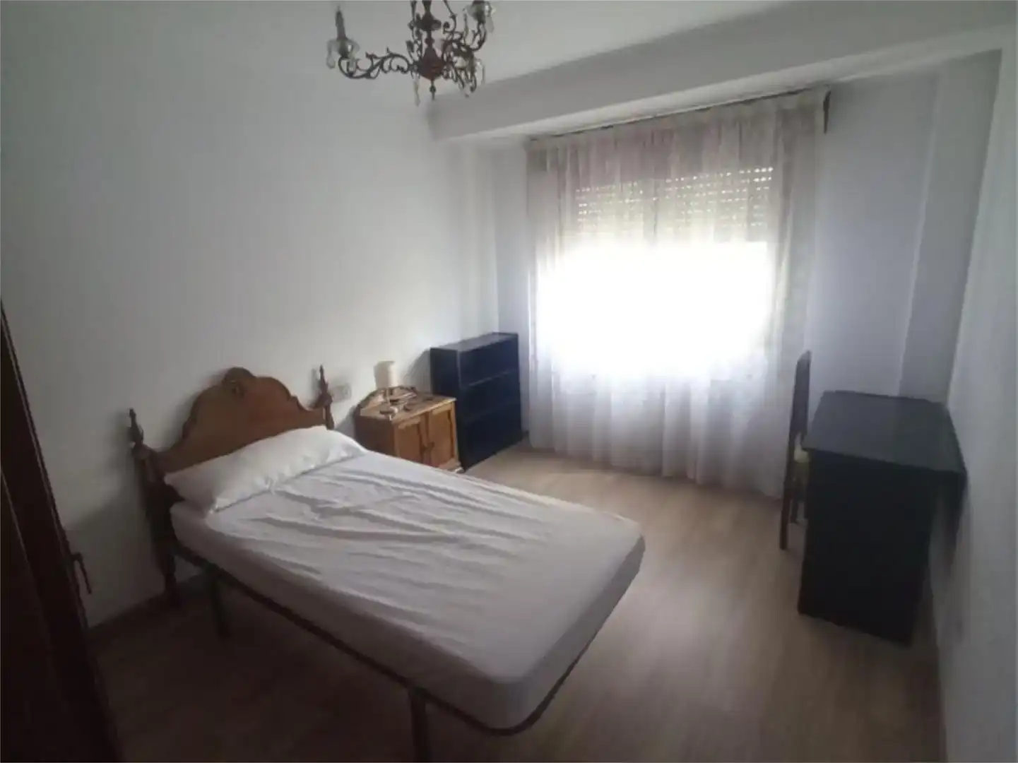 Schlafzimmer von Wohnung zur Miete in Ourense Capital  mit Balkon