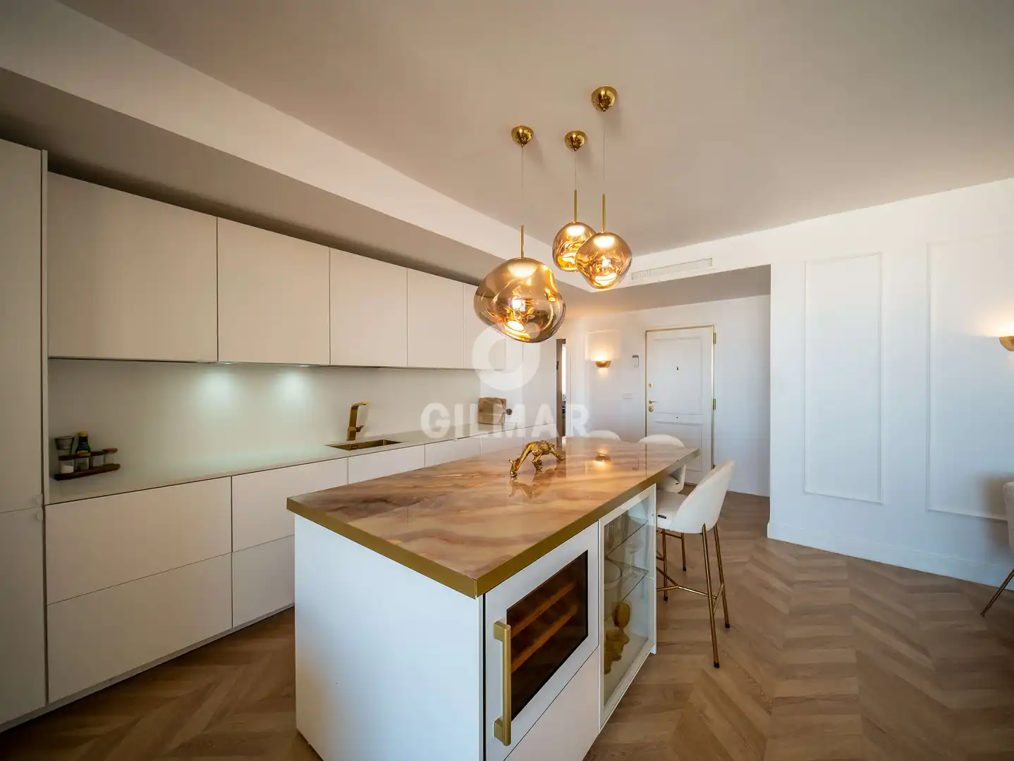 Küche von Dachboden zum Verkauf in Madrid mit Heizung, Abstellraum und Balkon