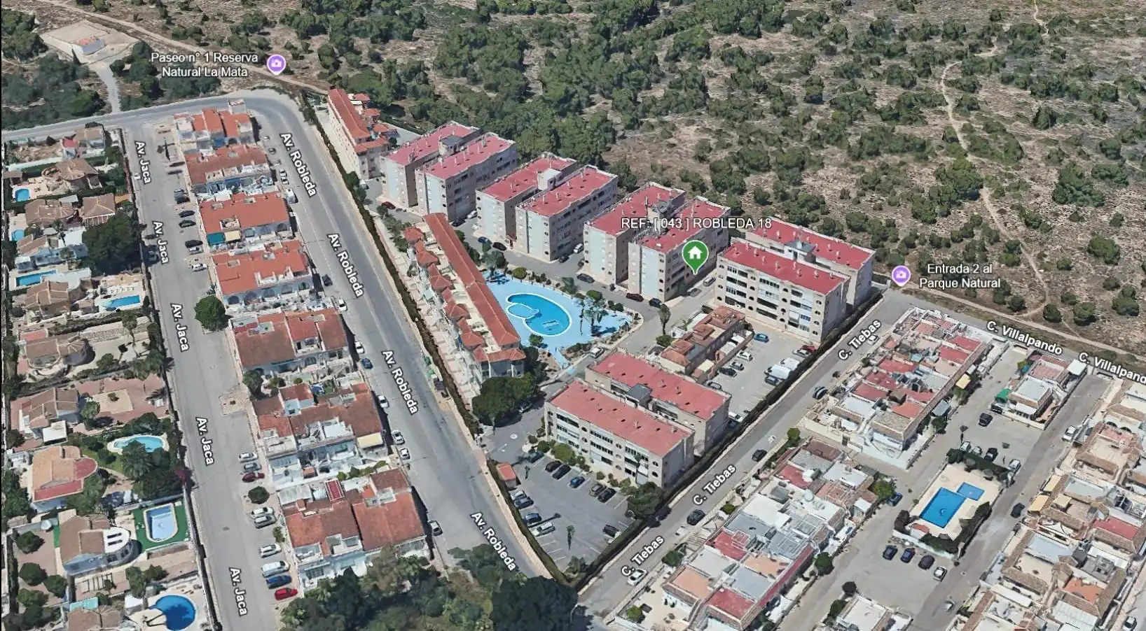 Vista exterior de Apartament en venda en Torrevieja amb Moblat i Piscina comunitària
