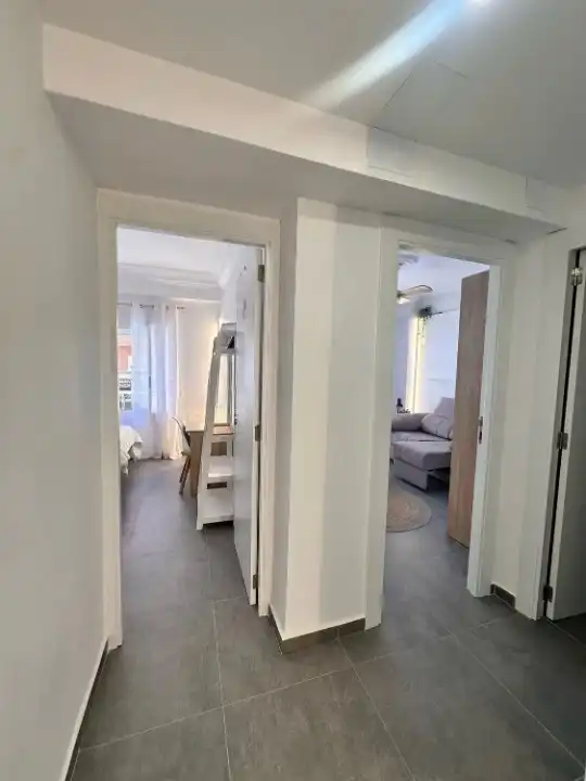 Wohnung zur Miete in Valencia mit Klimaanlage, Heizung und Möbliert