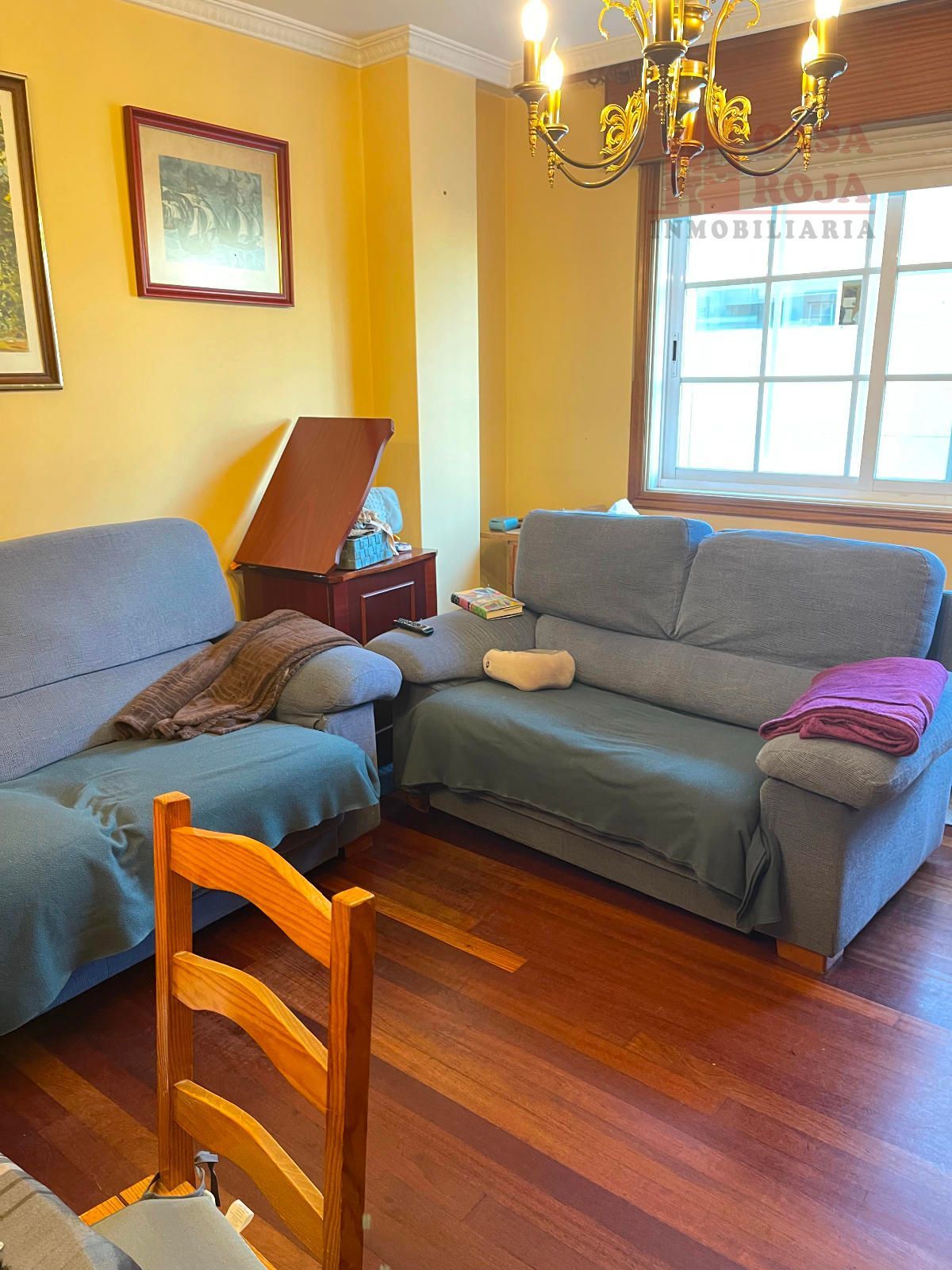 Living room of Flat to rent in Cangas   with Heating, Terrace and Furnished