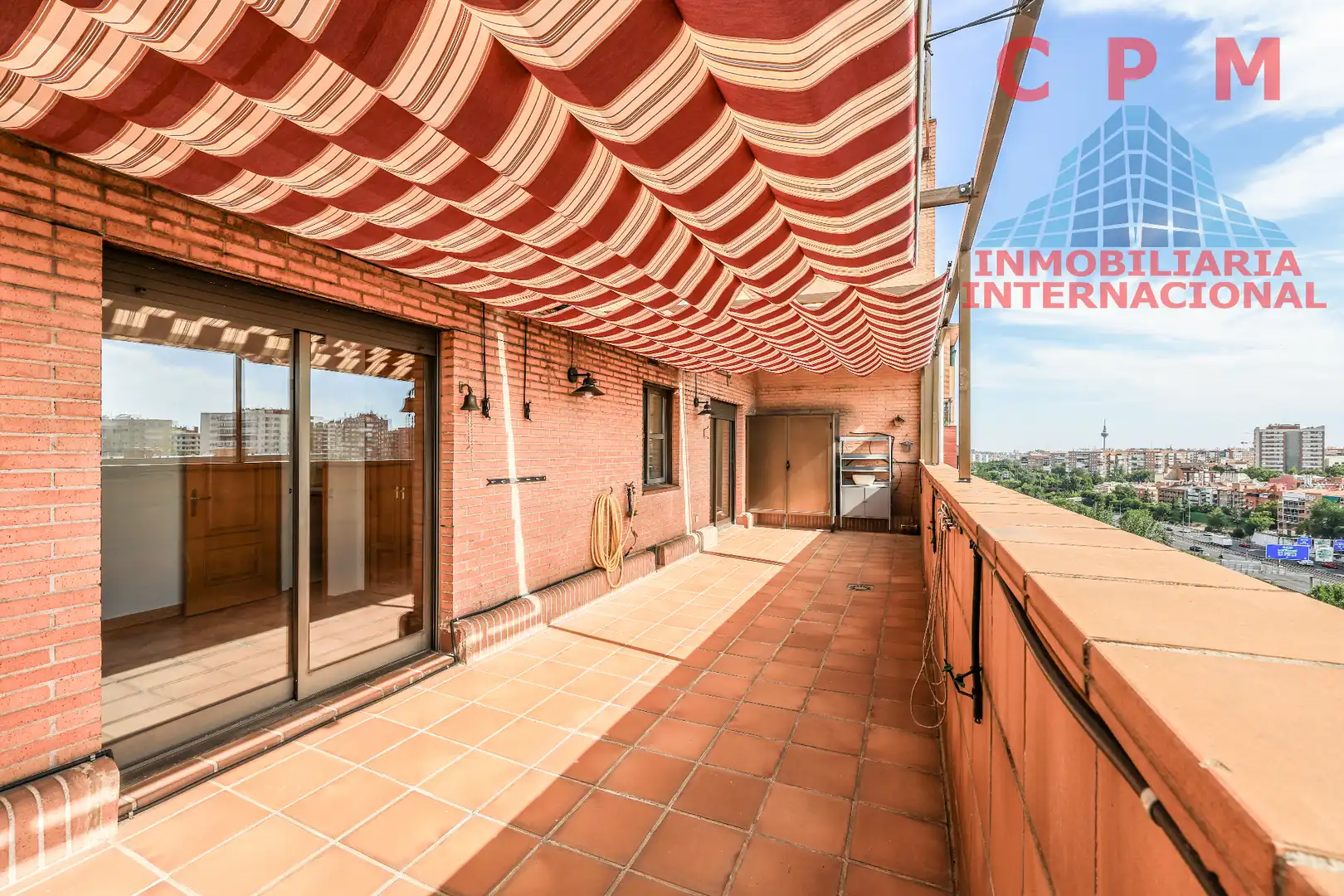 Terrassa de Àtic de lloguer en Madrid amb Aire condicionat, Calefacció i Parquet