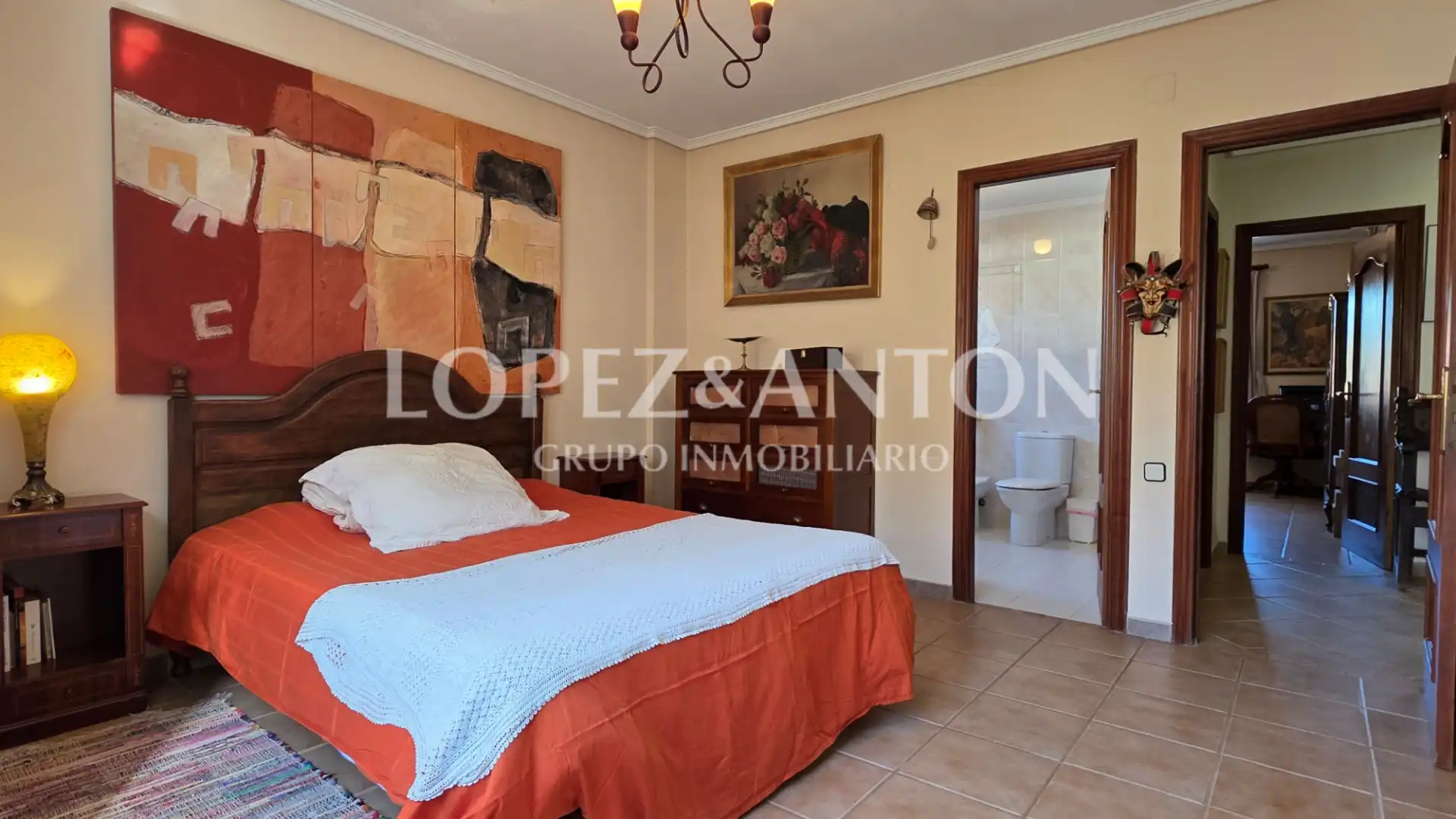 Bedroom of Houses for sale in L'Eliana  with Air Conditioner, Heating and Private garden