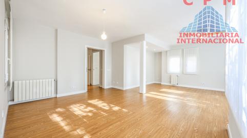 Photo 3 of Single-family semi-detached to rent in Hispanoamérica - Bernabéu, Madrid