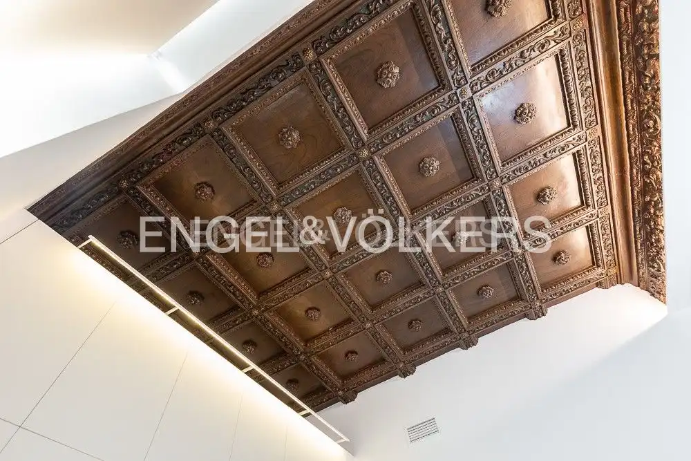 Flat for rent in Valencia  with Air Conditioner, Heating and Furnished