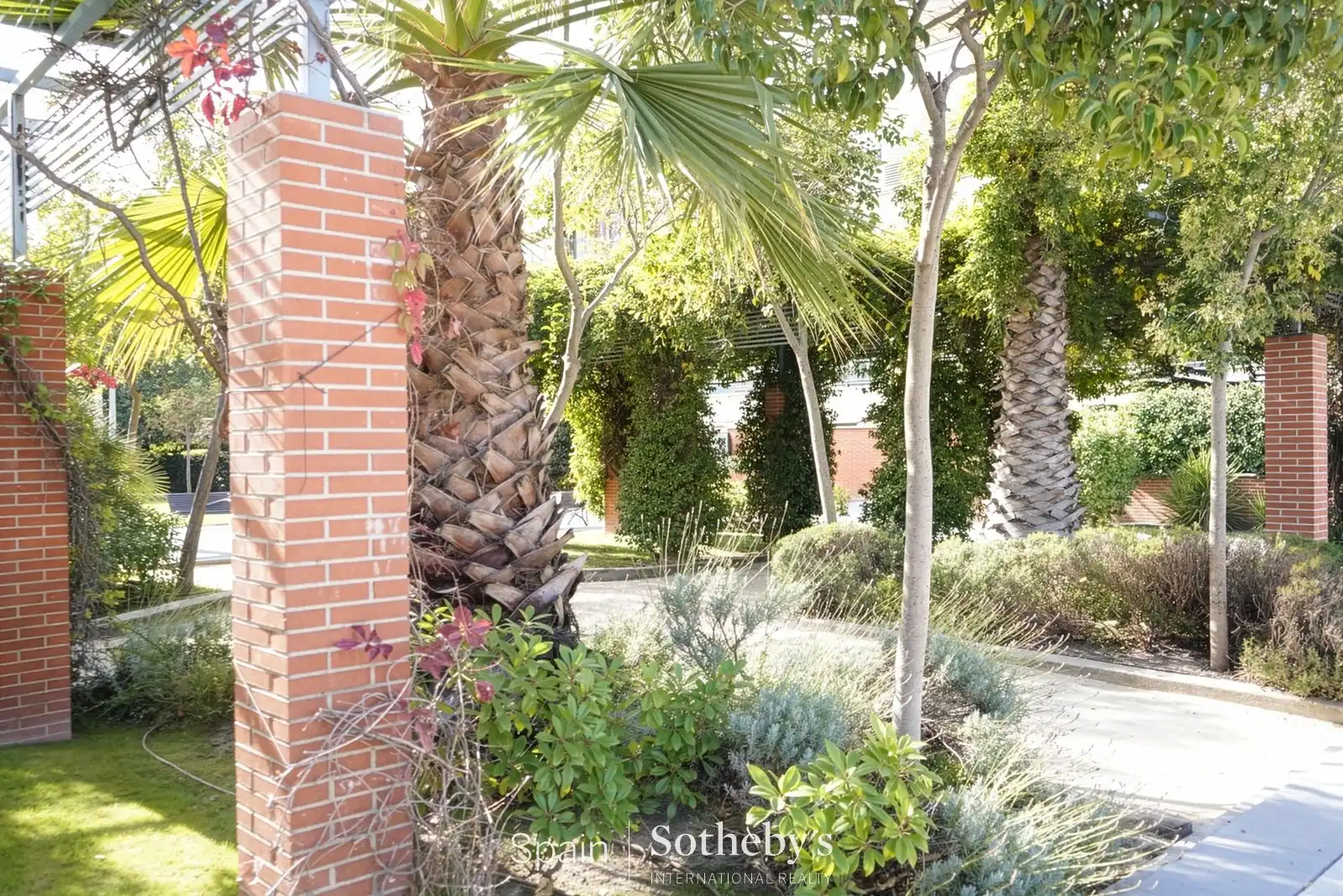 Jardí de Apartament de lloguer en Pozuelo de Alarcón amb Aire condicionat, Calefacció i Terrassa