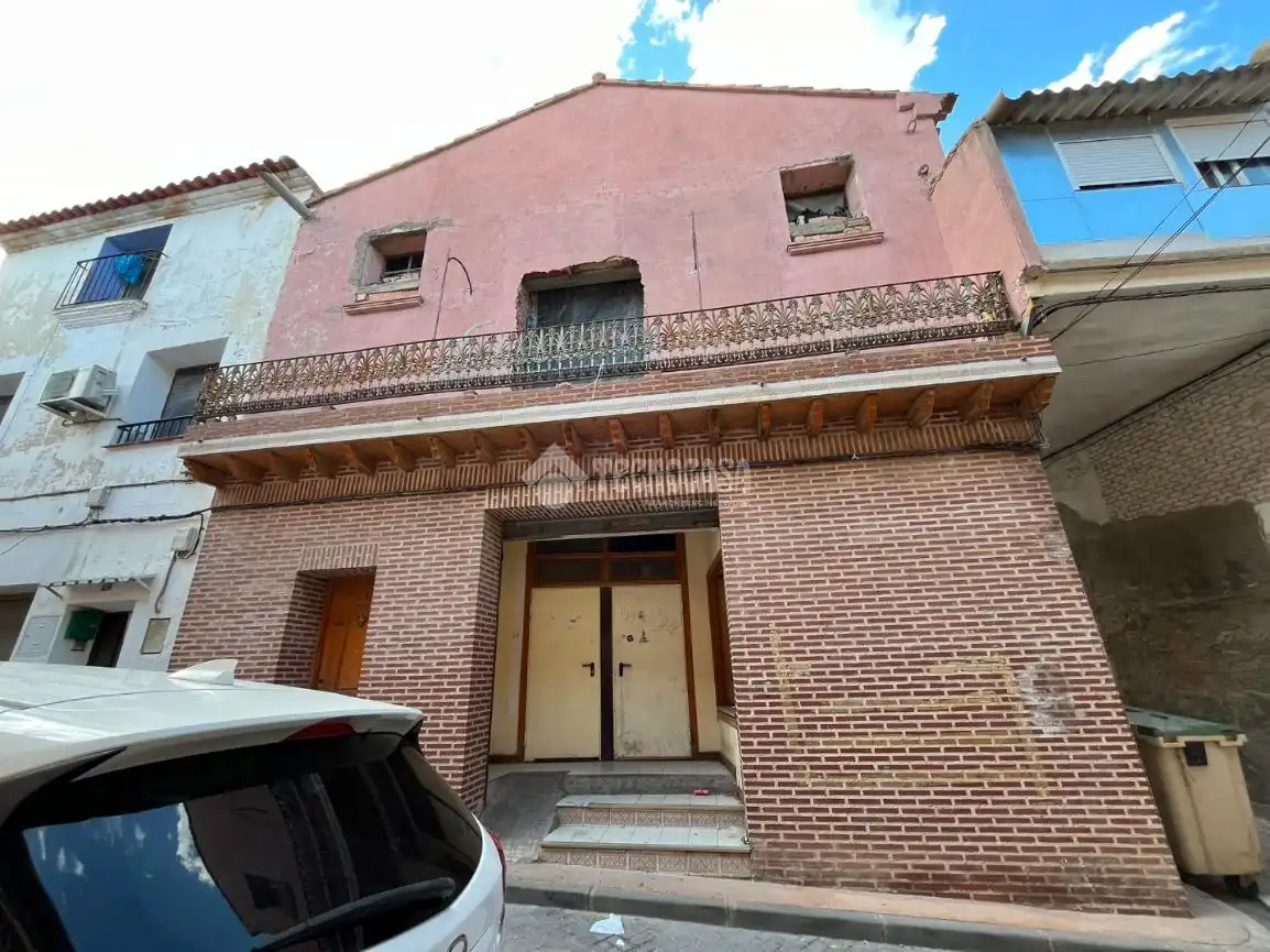 Semi-detached house with terrace for sale in Magallón, imagen 3